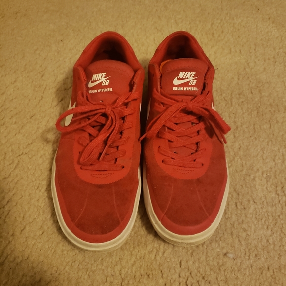 nike sb bruin hyperfeel red
